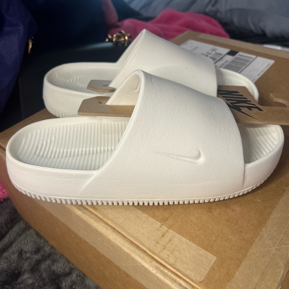 X SOLD X 
Nike White Slide Sandals - Picture 3 of 7